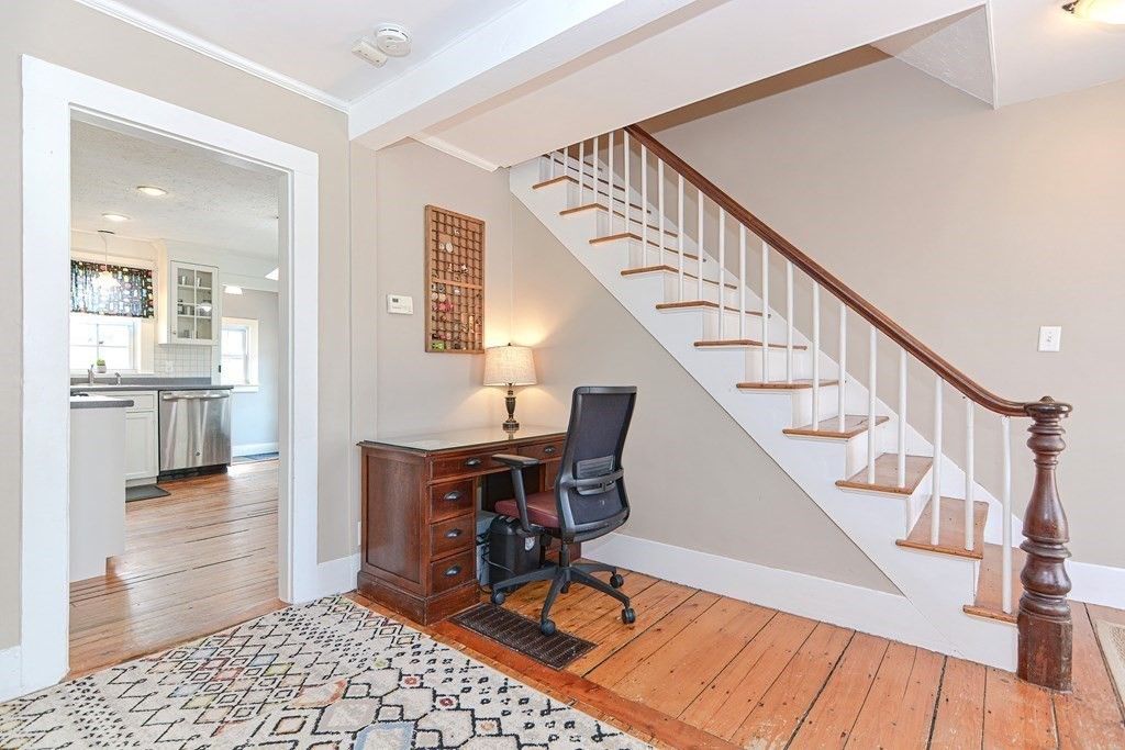 52 Front St