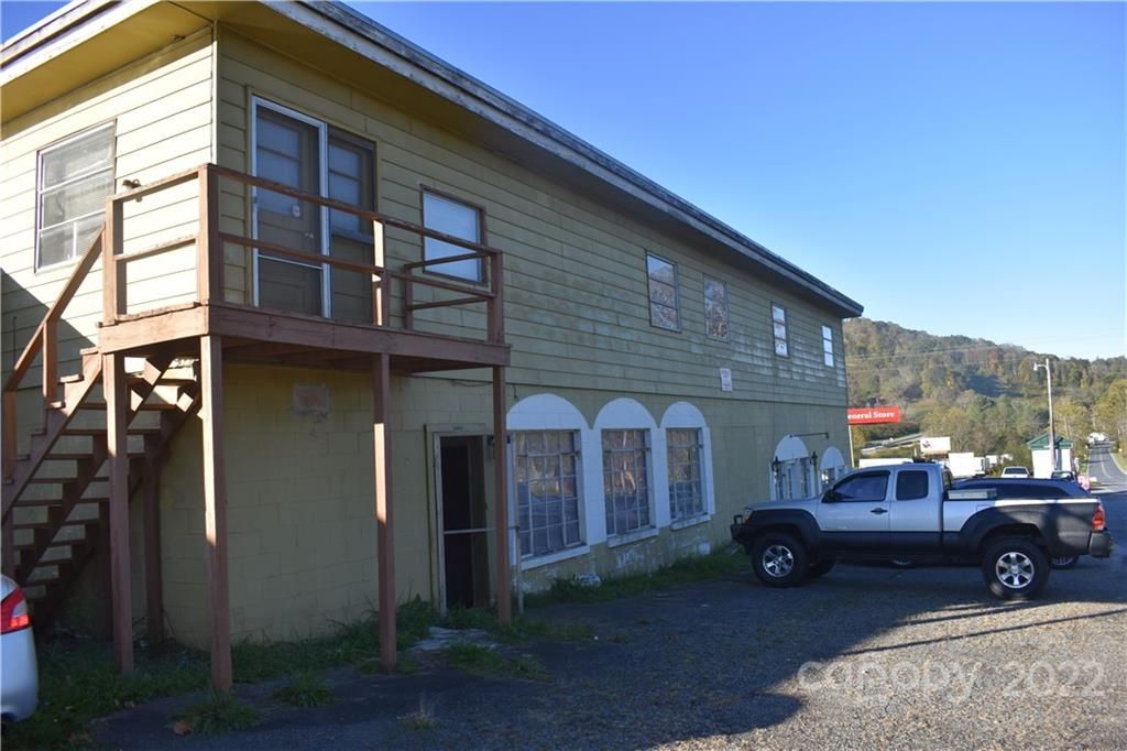 1293 Cane River School Road