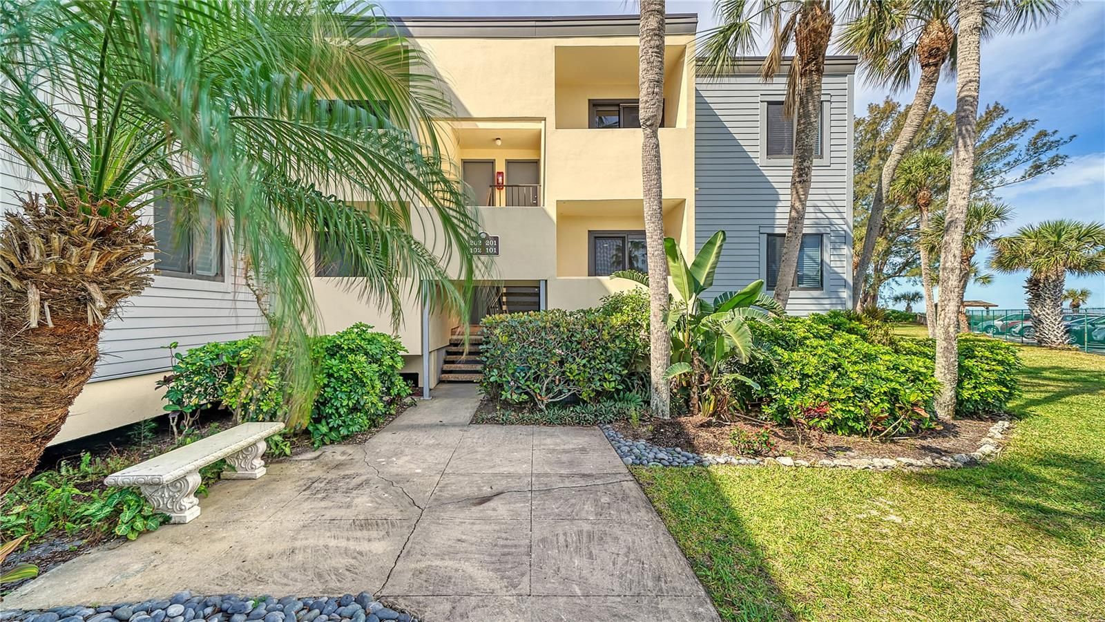 700 Golden Beach Boulevard