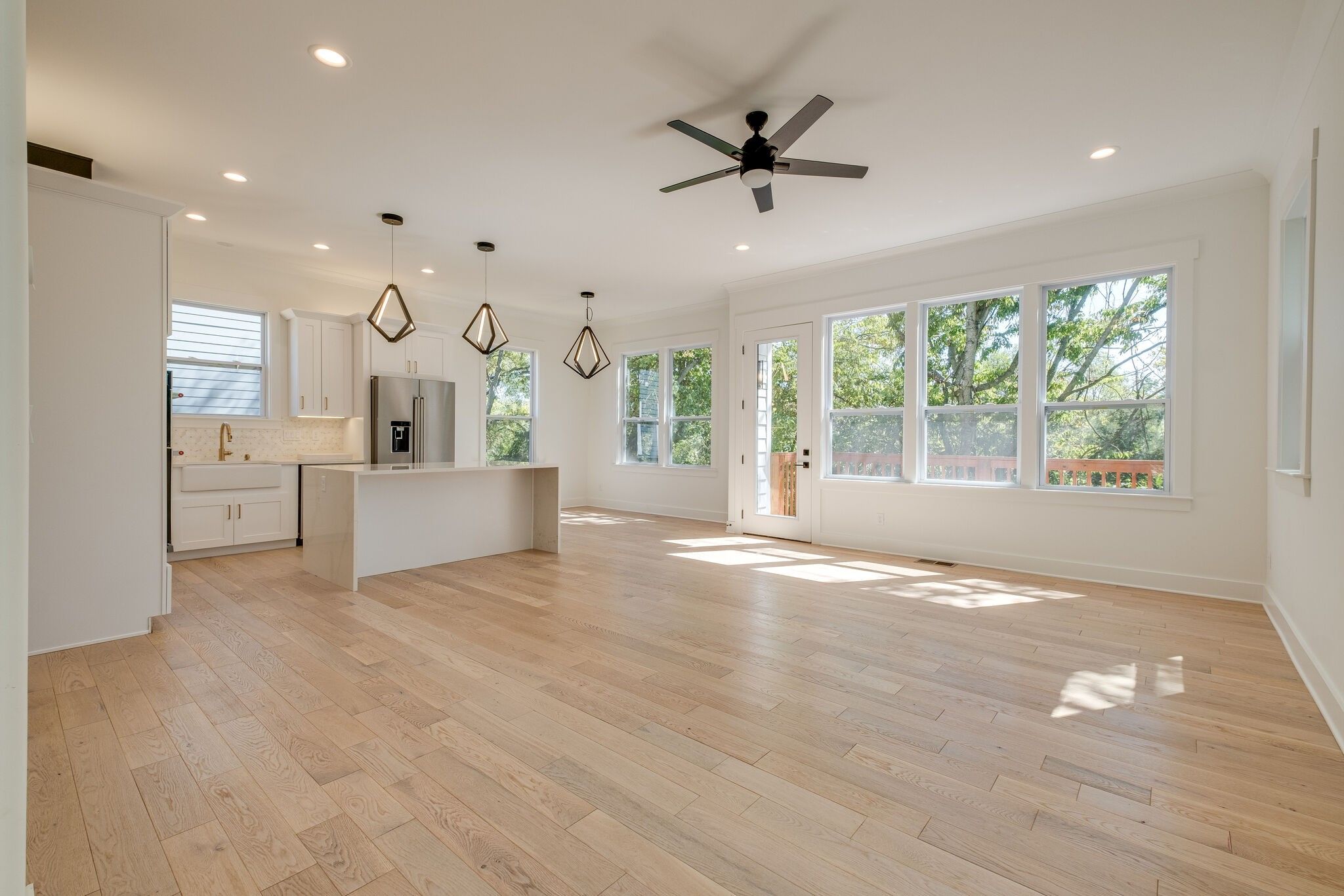 2666 Miami Ave