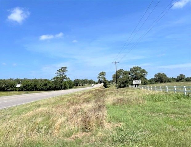 1583 S Us Highway 77 Highway