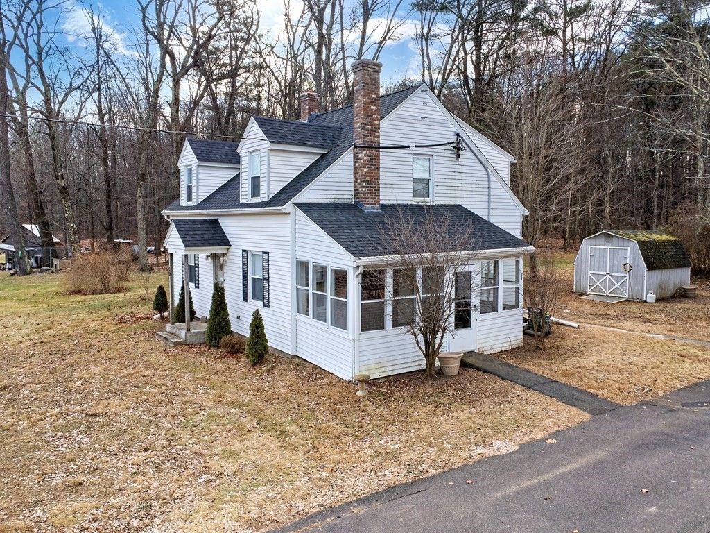 49 Congamond Rd