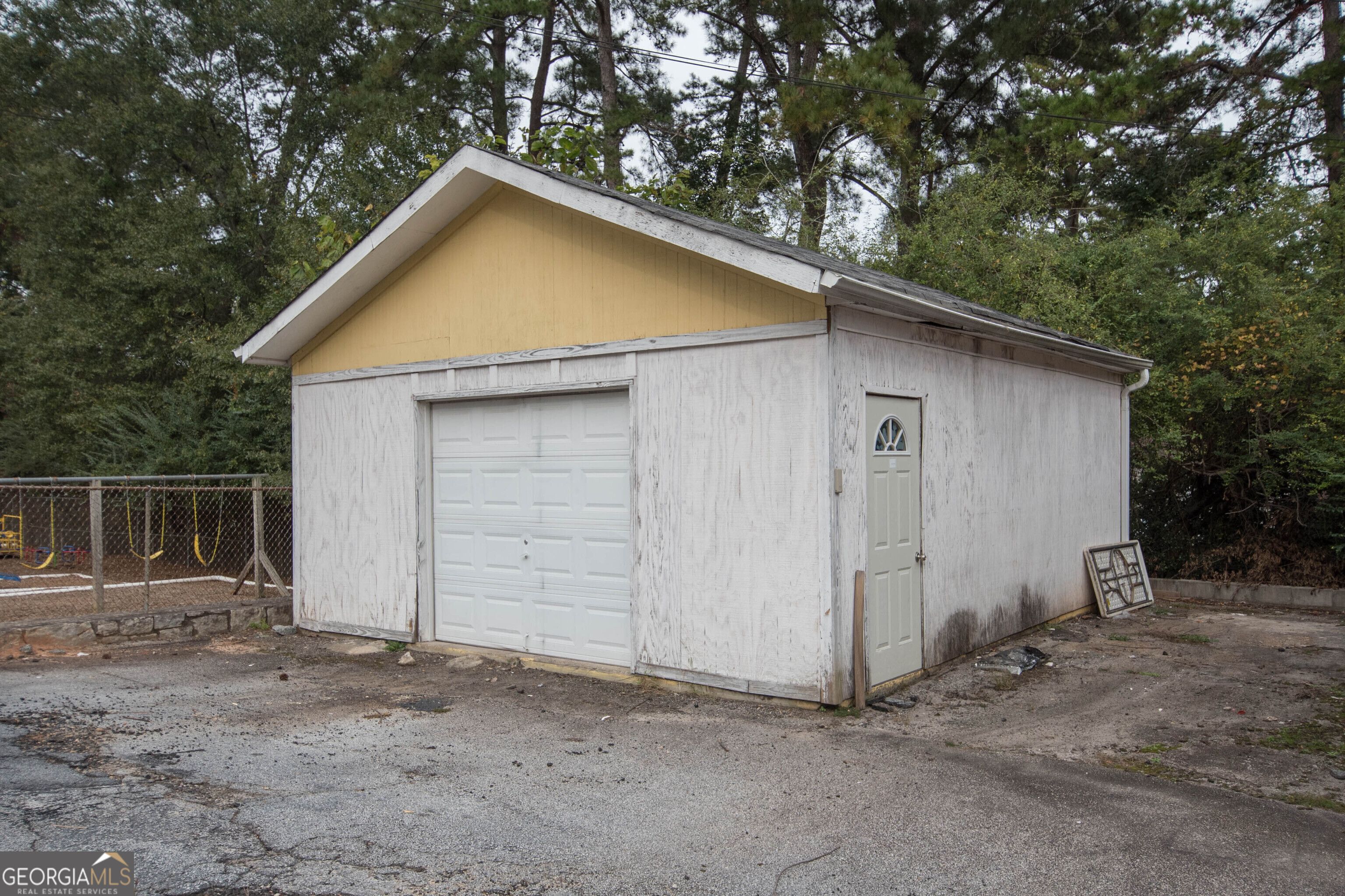 6224 Hillandale Drive