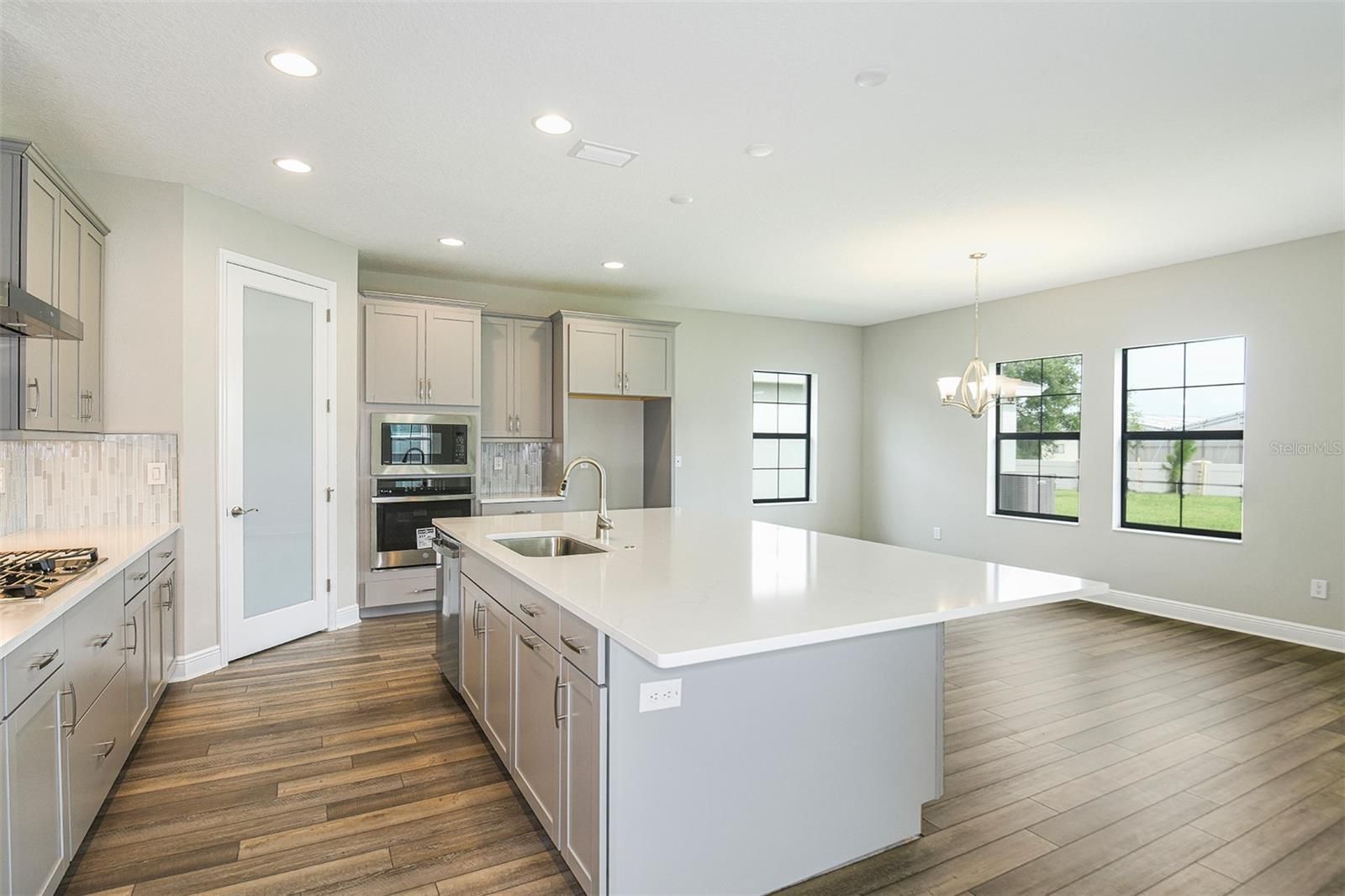 6356 Roadstead Court