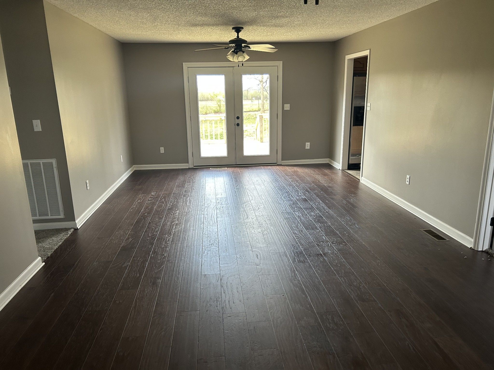 7 Robinwood Dr