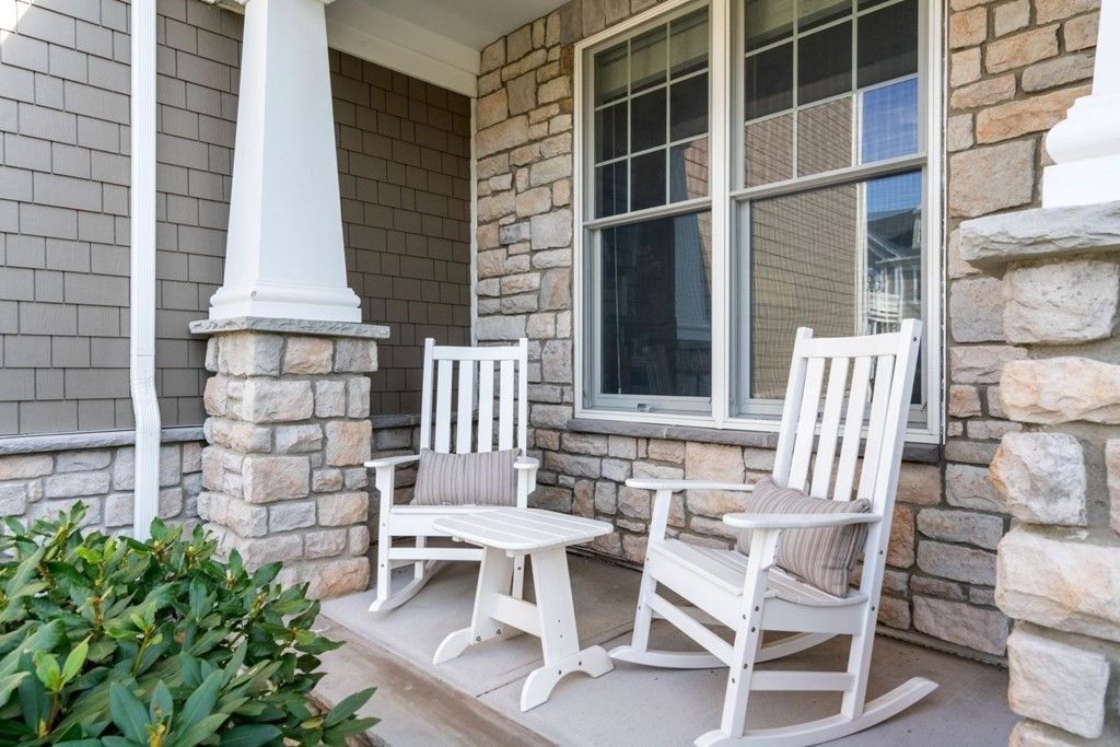 34 Hemlock Way