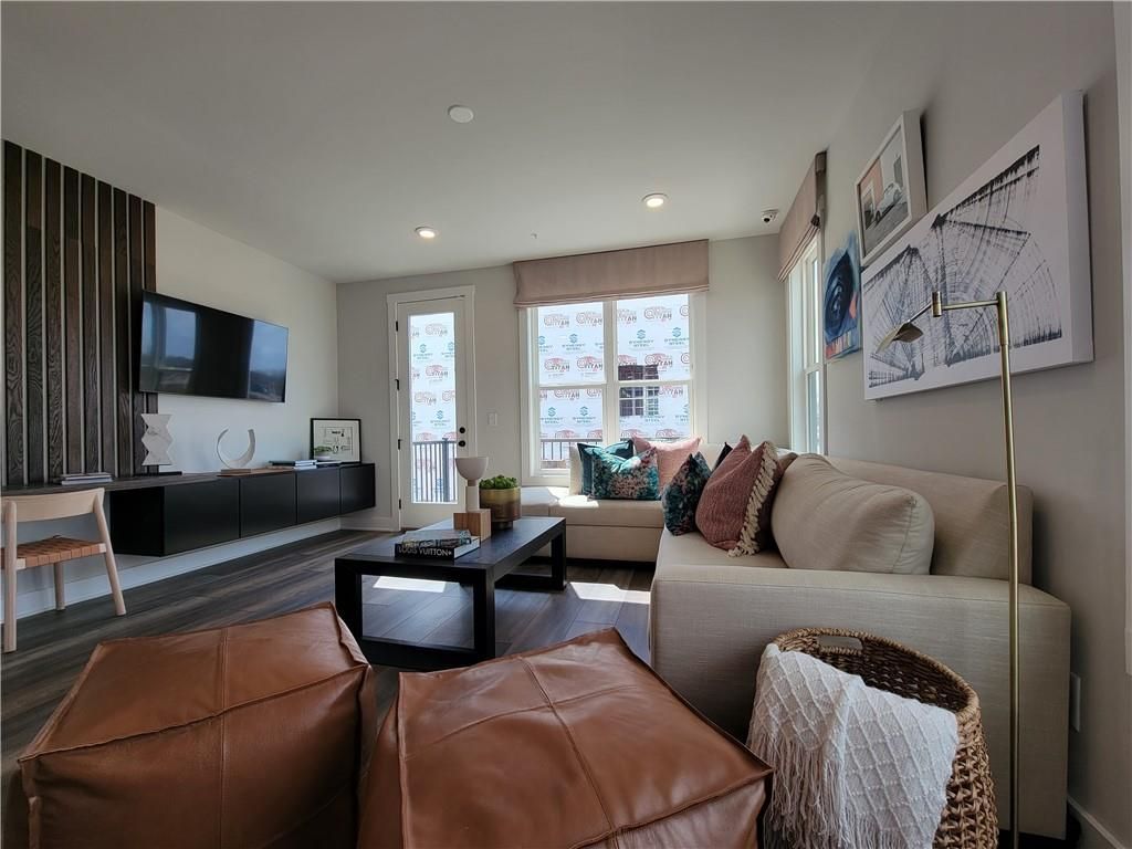 5006 Tiny Lane