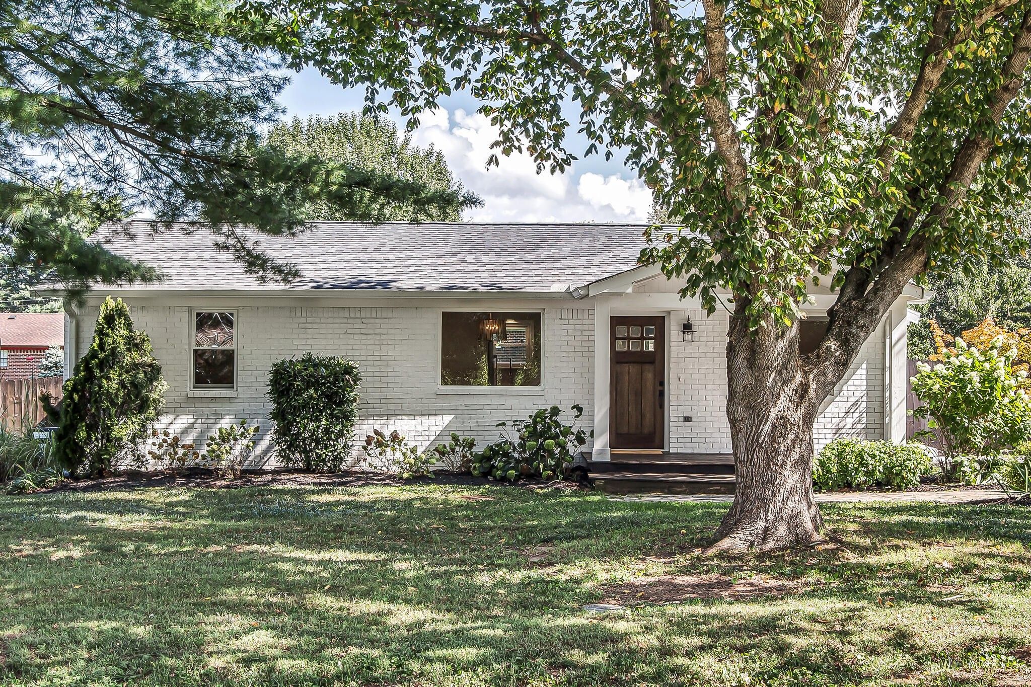 106 Scruggs Ave
