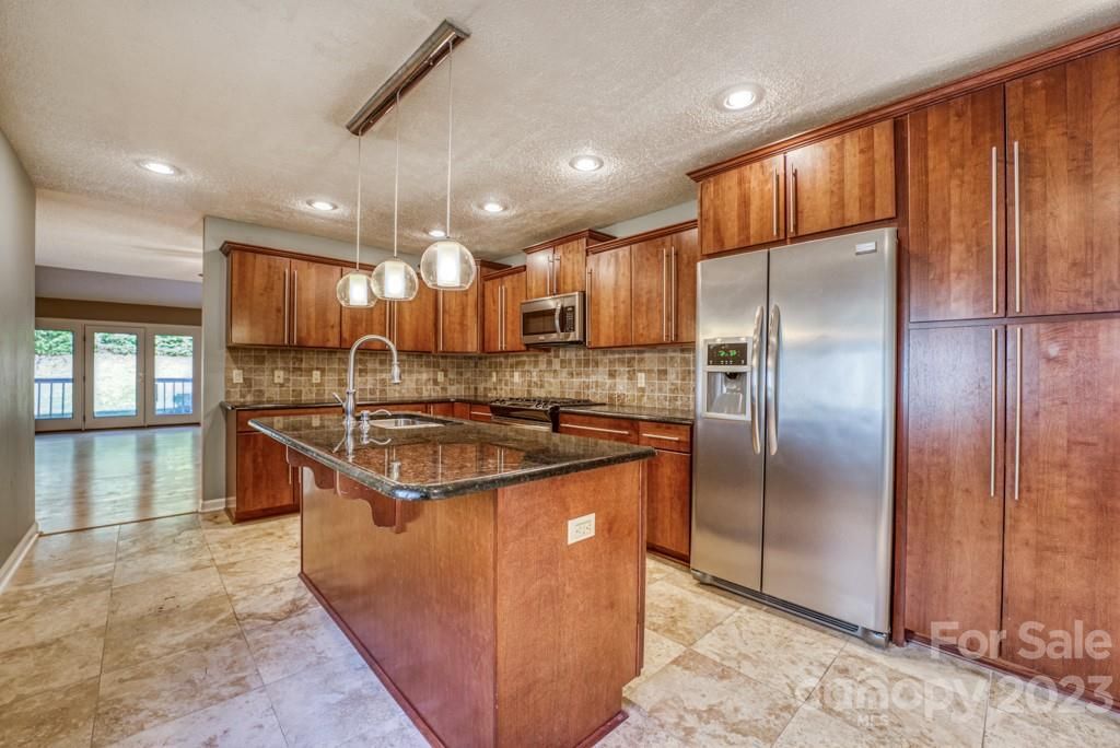 130 Deerlake Drive