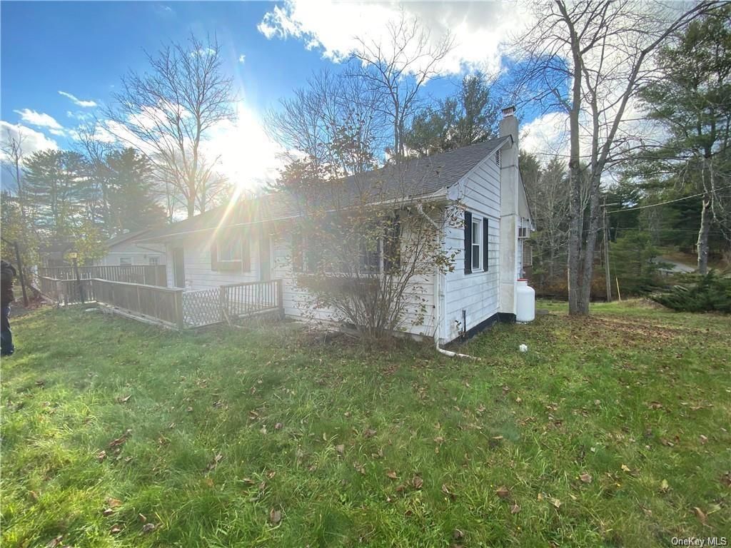 2 Willow Lane
