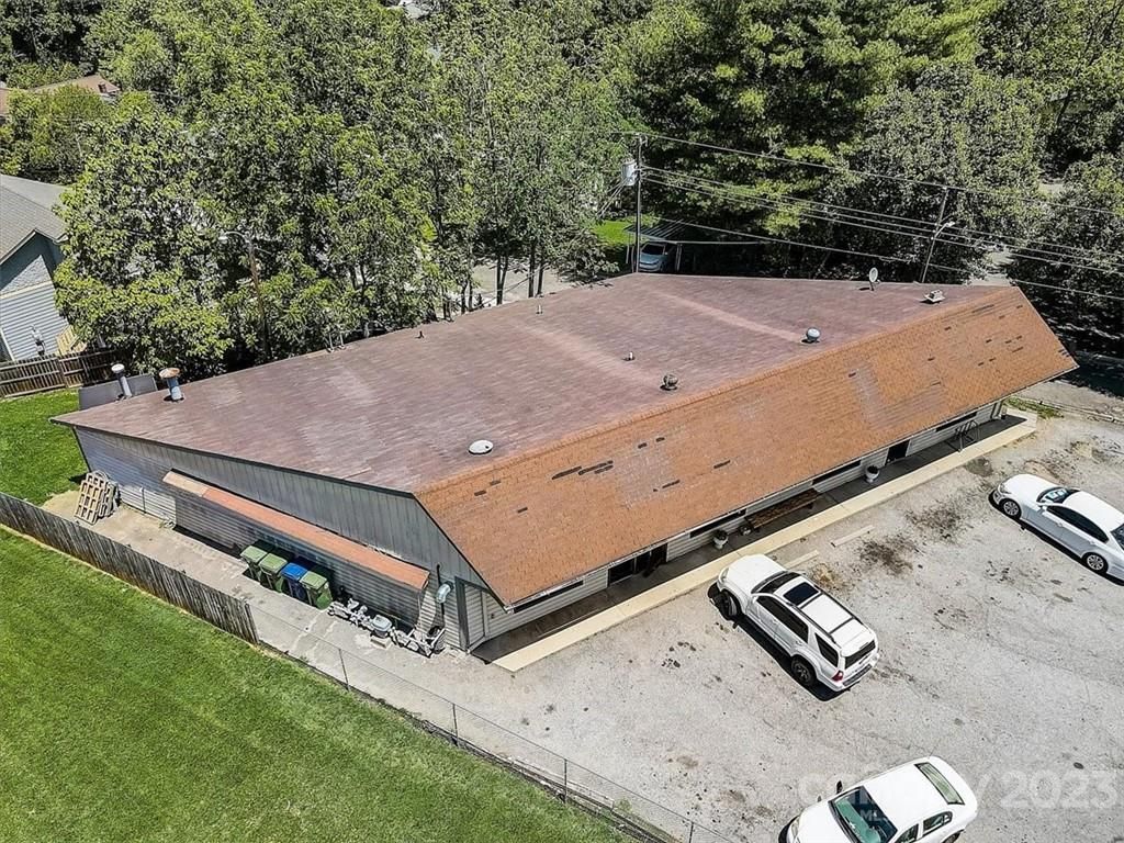 863 Haywood Road