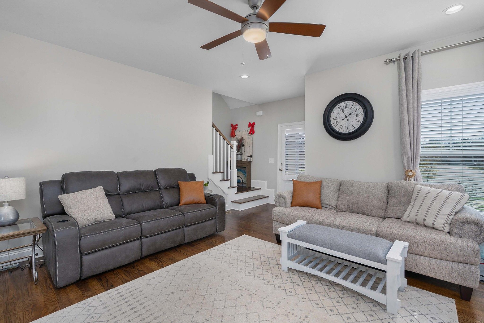 1709 Oakvale Dr