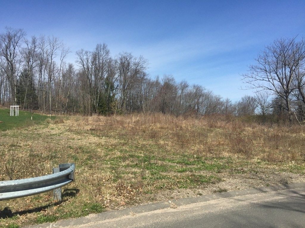 22 Nicholson Hill Rd