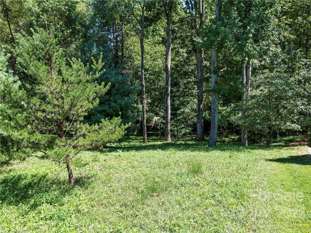 19 Mountain Orchid Way