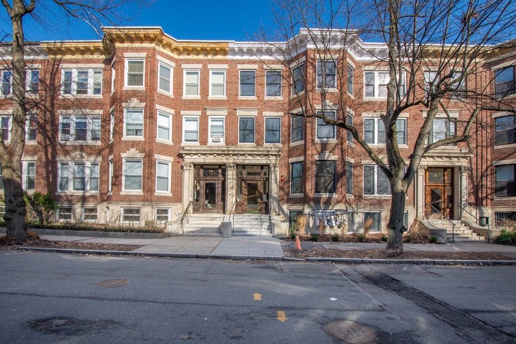 15 Euston St