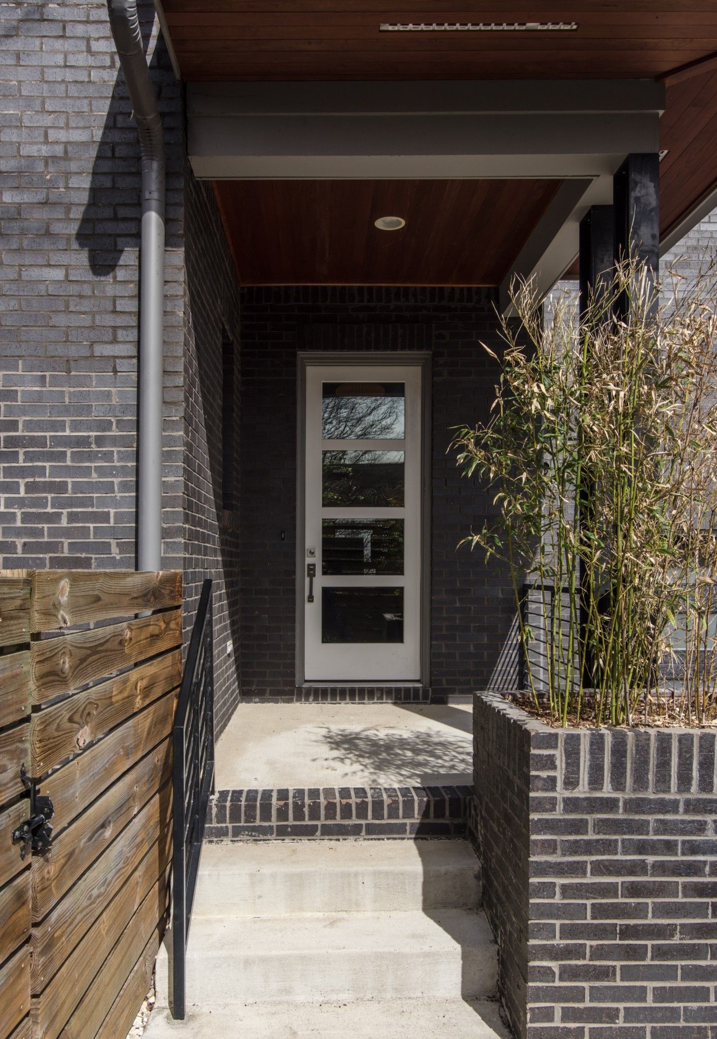 3923 Albert Dr