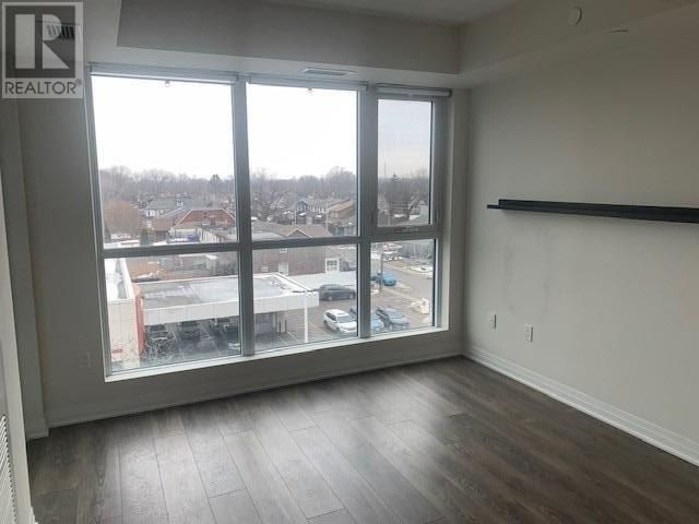 #520 -2301 DANFORTH AVE