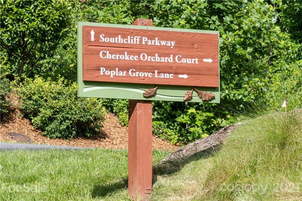 999 Southcliff Parkway