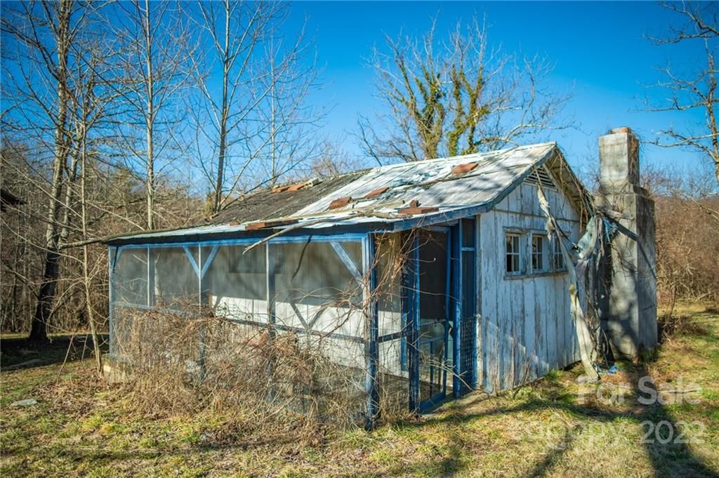 1559 Slick Rock Road