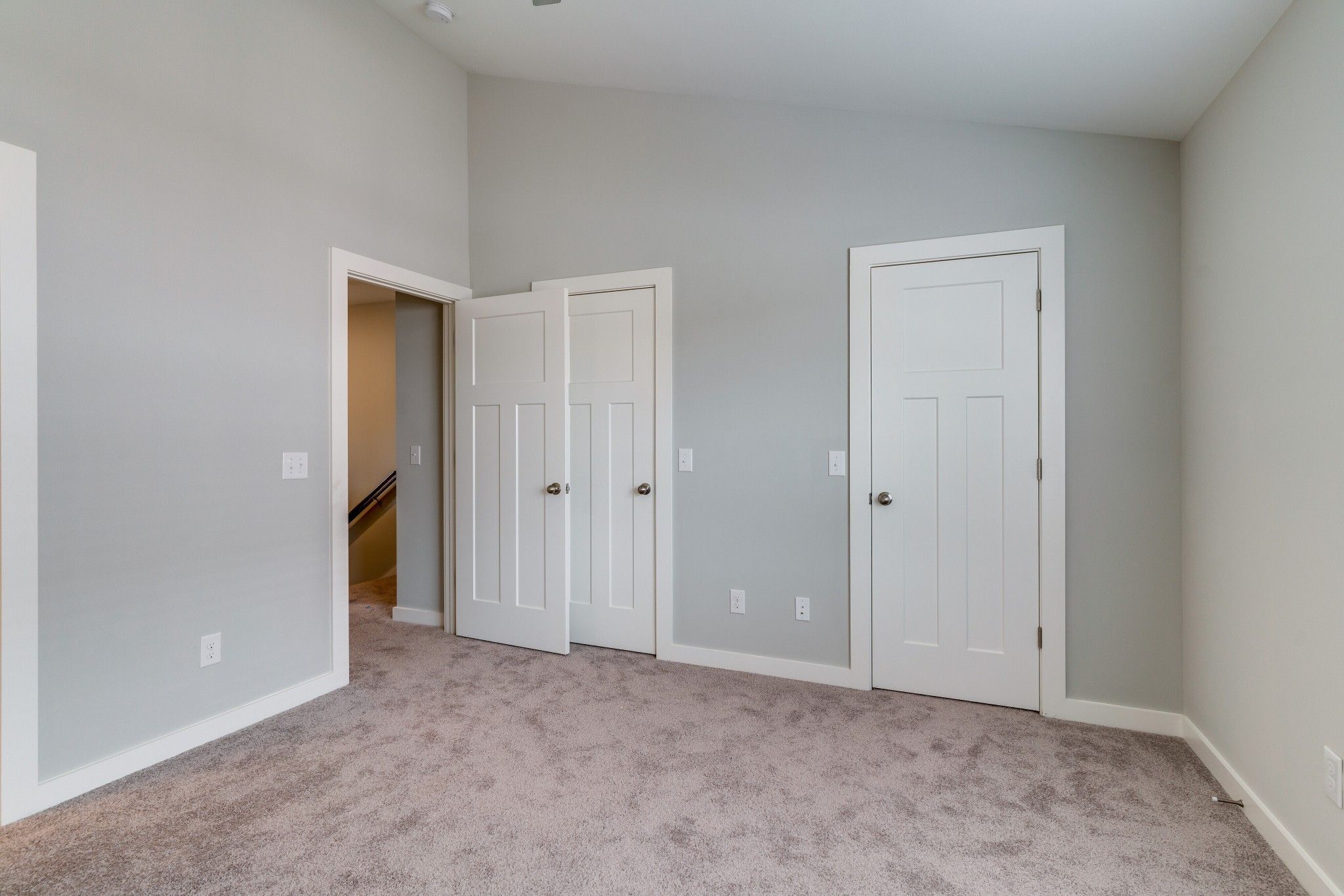 2528 Hanford Ave