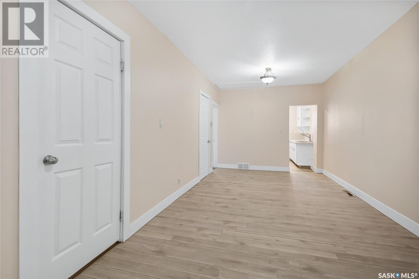 526 K AVENUE N