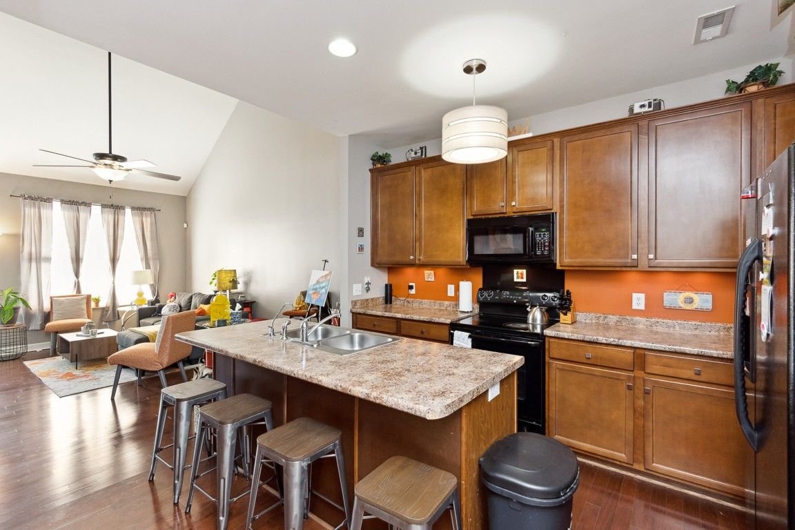 318 Griffin Pl