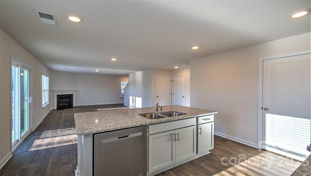 107 Ridgeview Lane