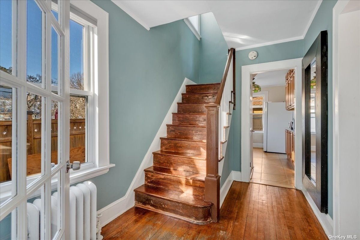 43-11 Little Neck Parkway