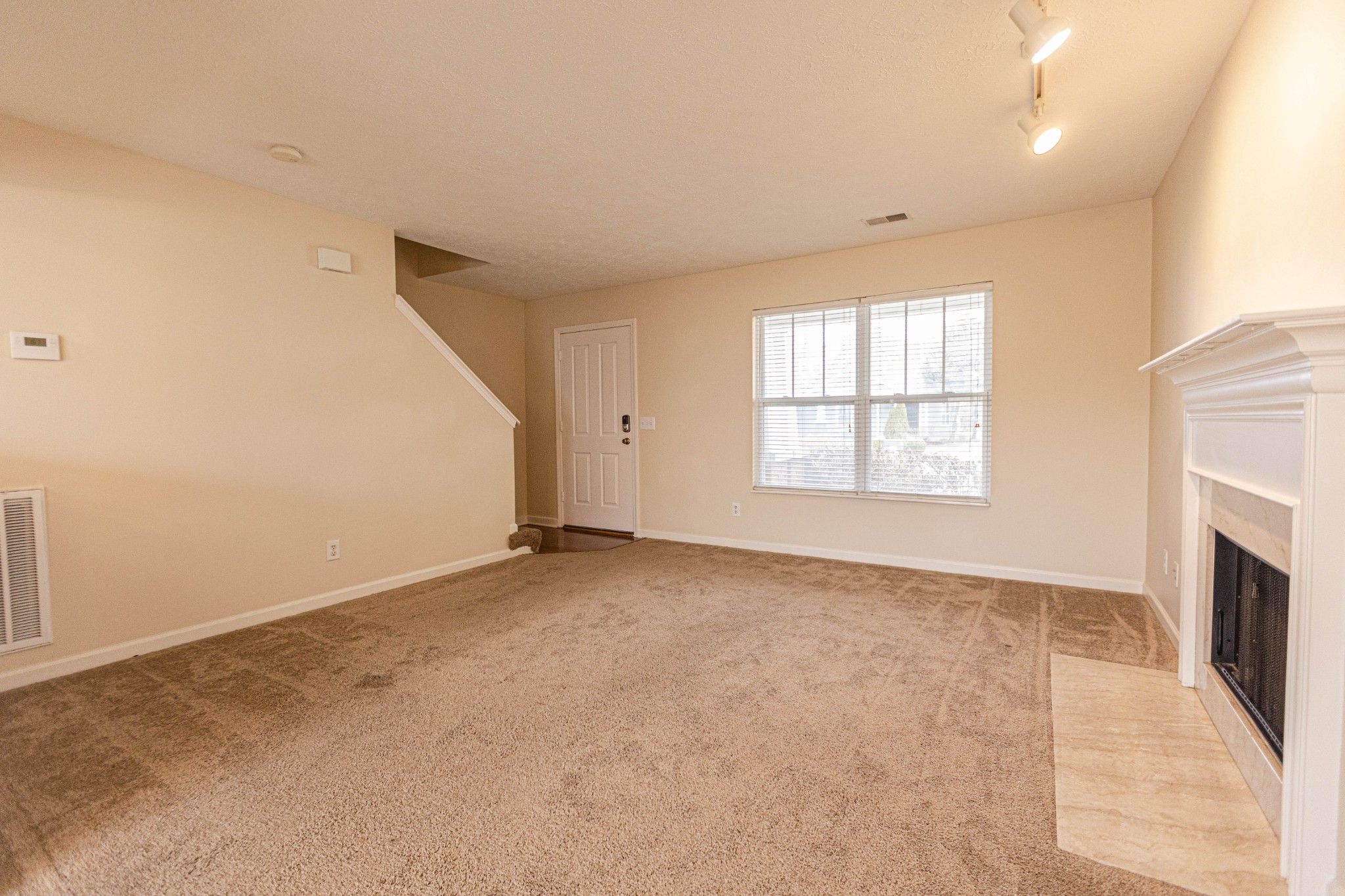1061 Bradford Park Rd