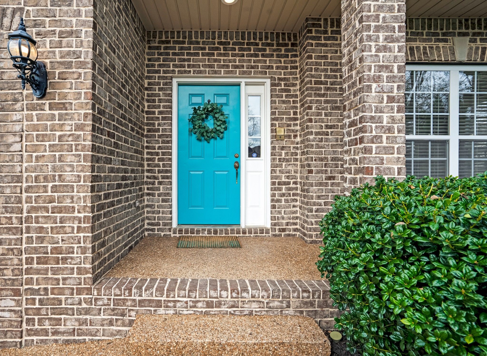 1602 Lantana Dr