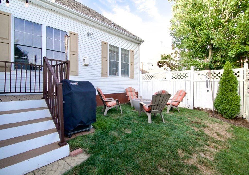 135 Mountain Laurel Way