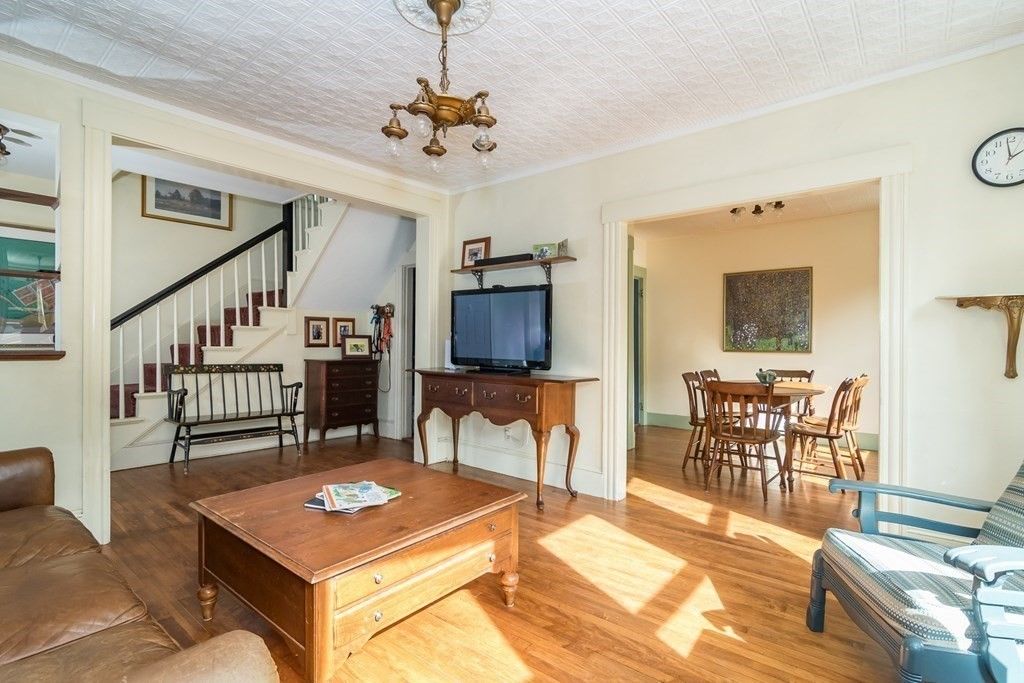 9 Wheeler Avenue