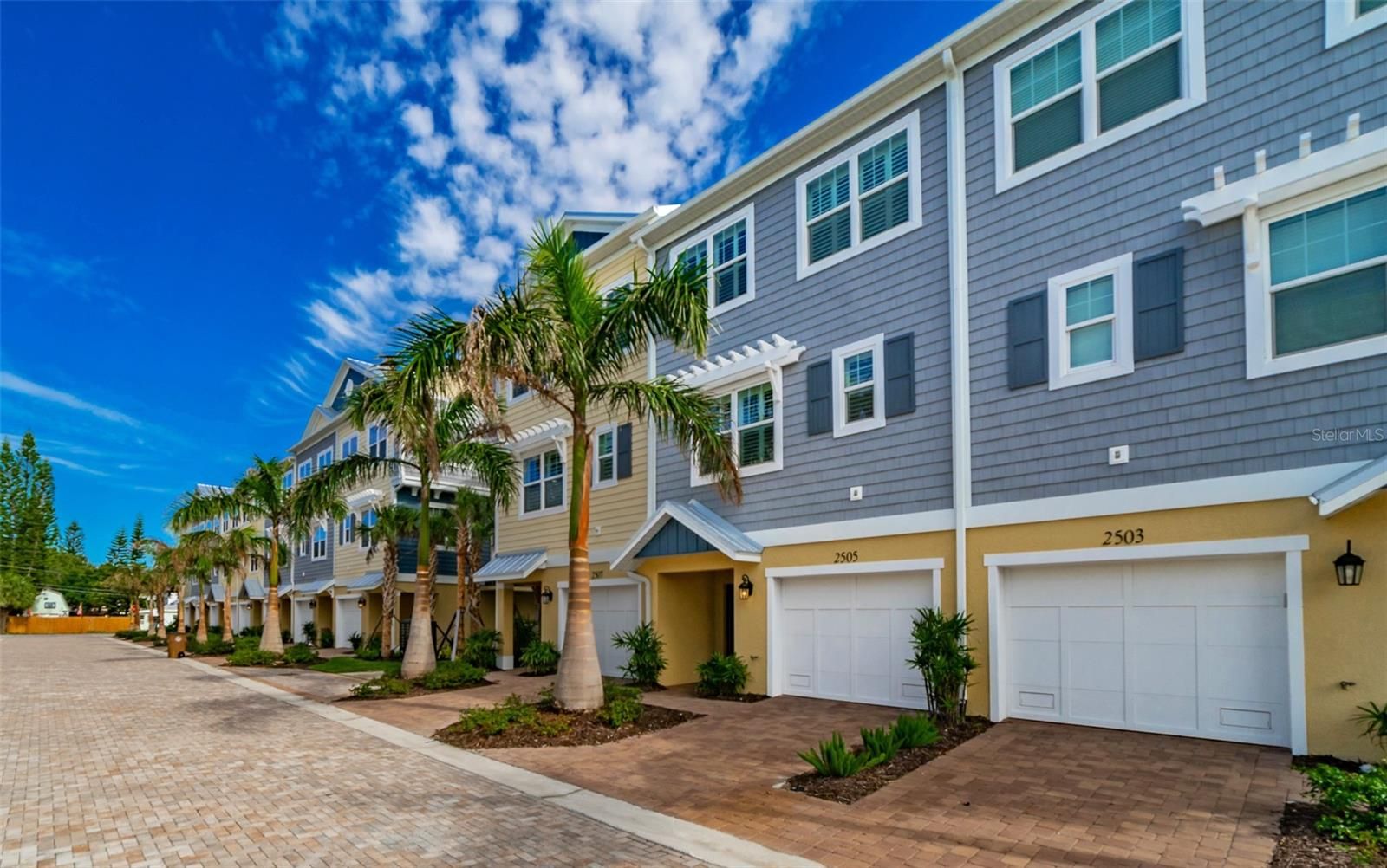 2505 Coral Court