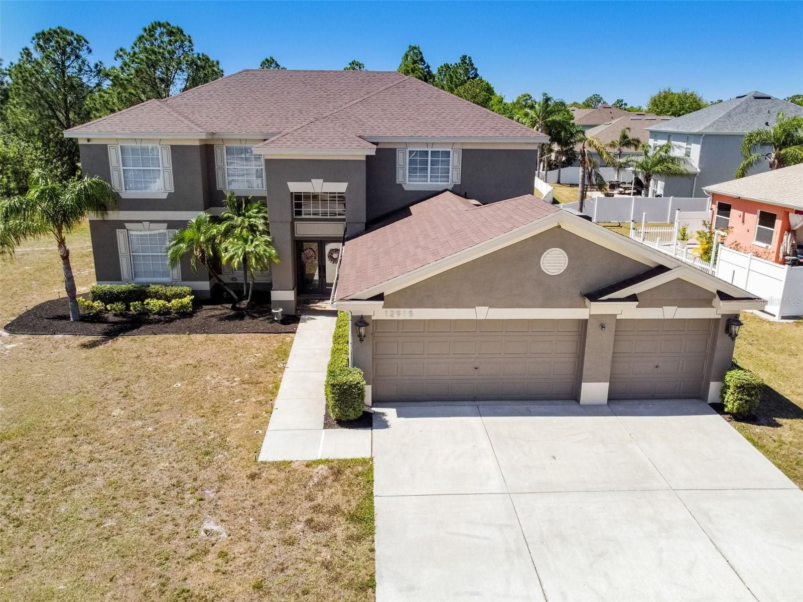 12915 Carlington Lane