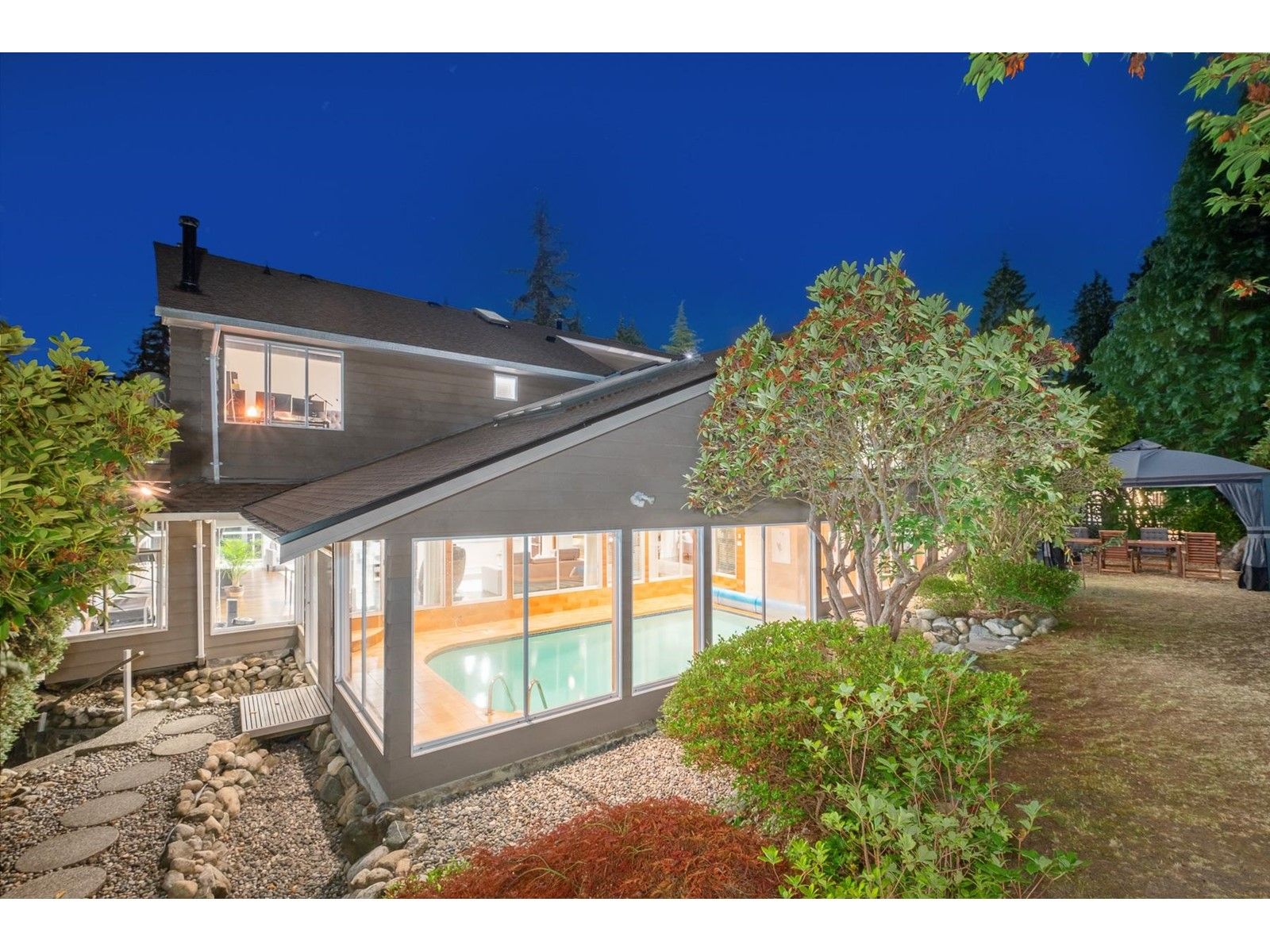 1375 CAMRIDGE ROAD