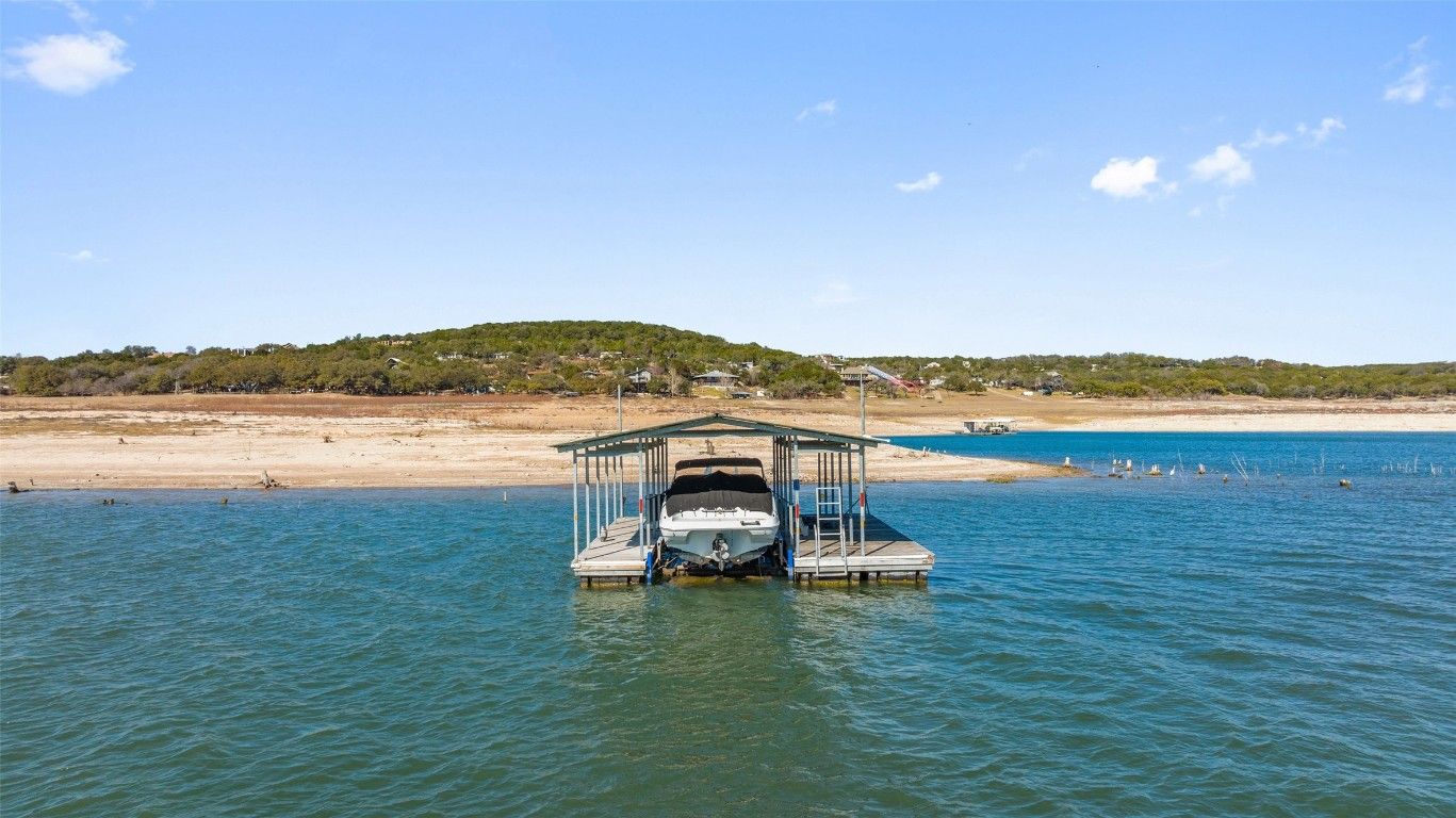 3101 Drapers Cove