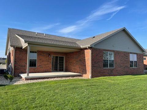 1402 Monterey Pine Drive
