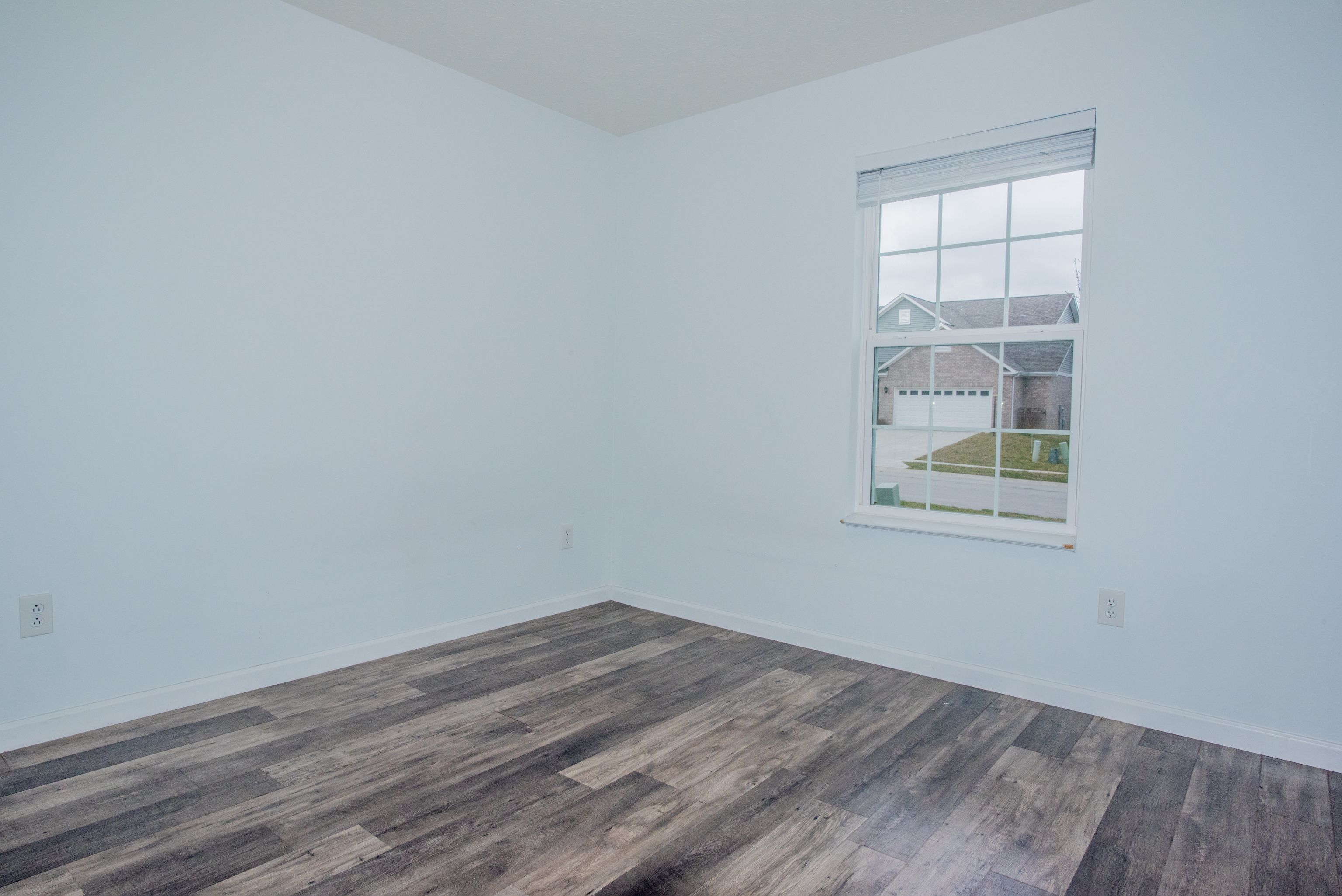 5672 Starla Lane