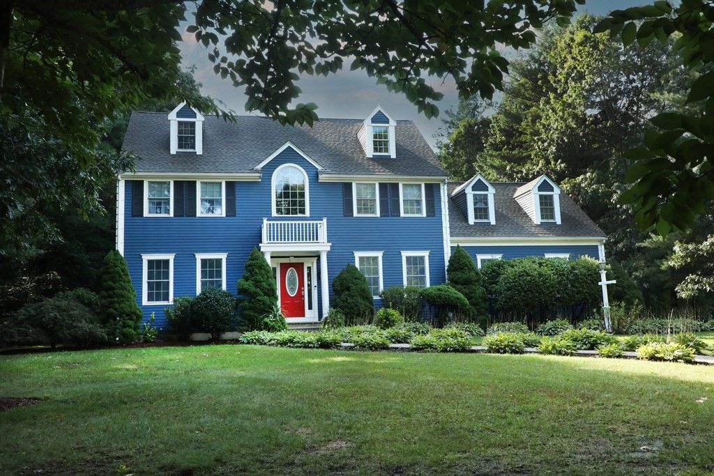 60 Ledgewood Drive