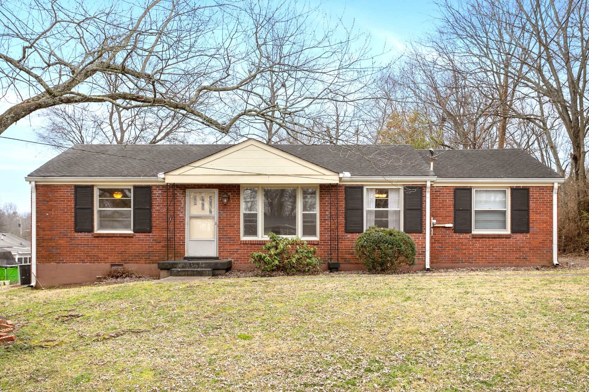 331 Leo Ln