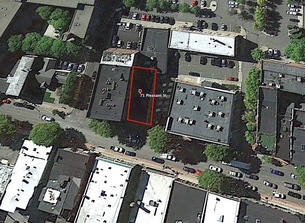 71 Pleasant St.