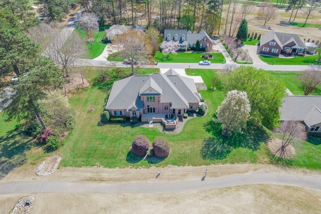 8005 Broadmoor Lane