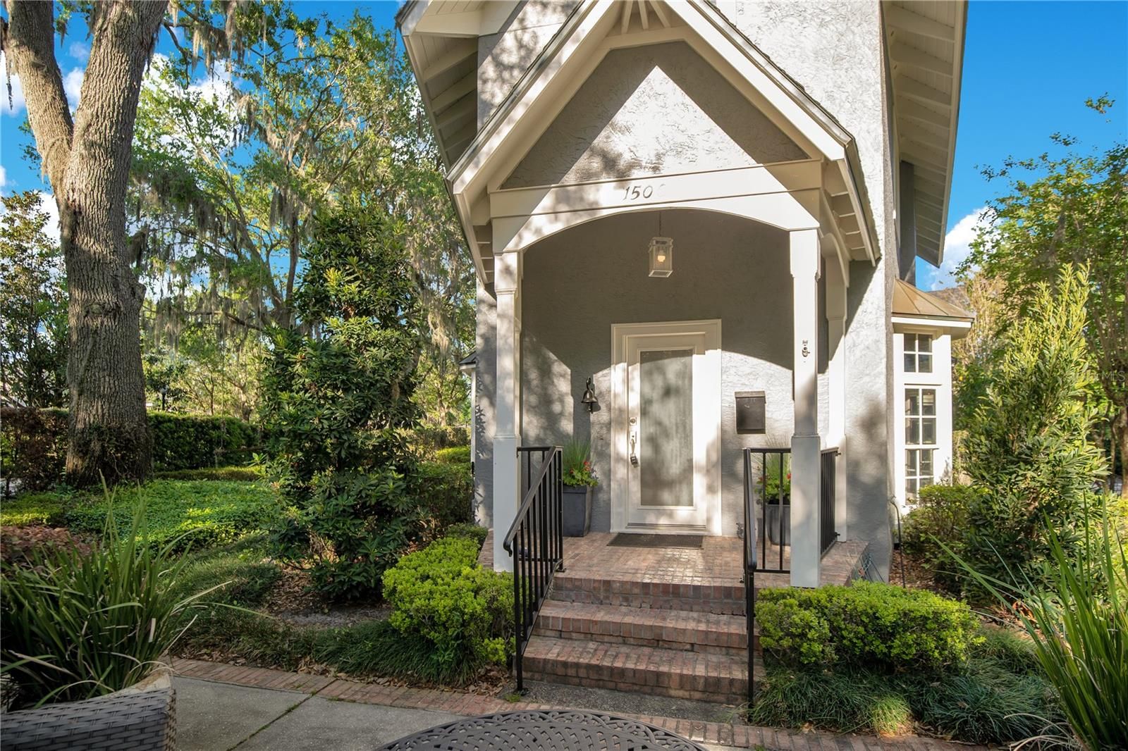 1500 Harris Circle