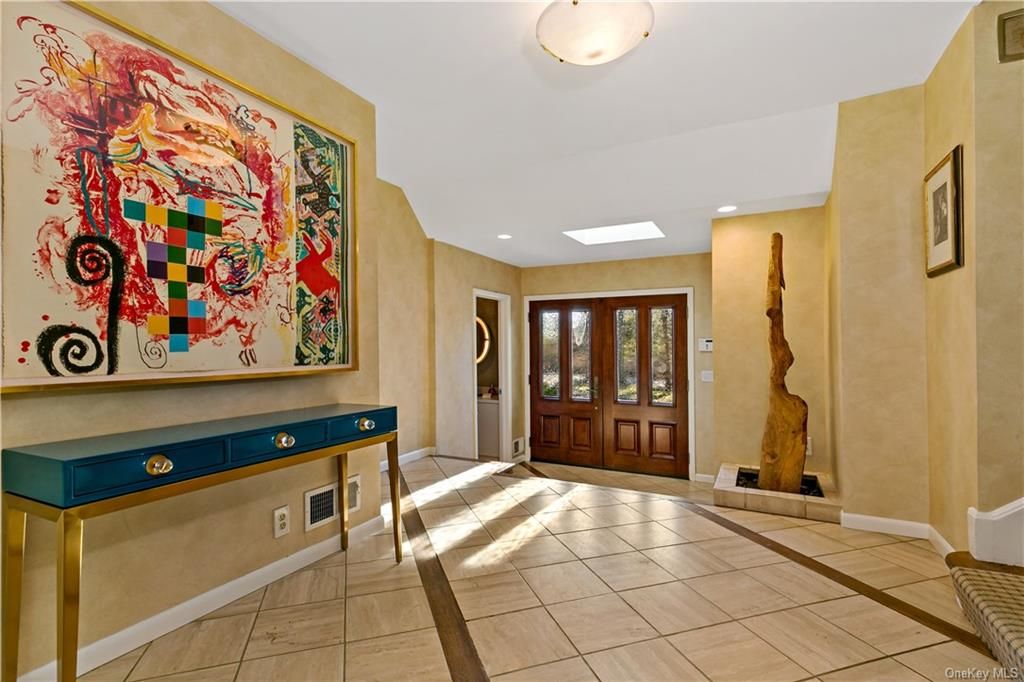 73 Brevoort Lane