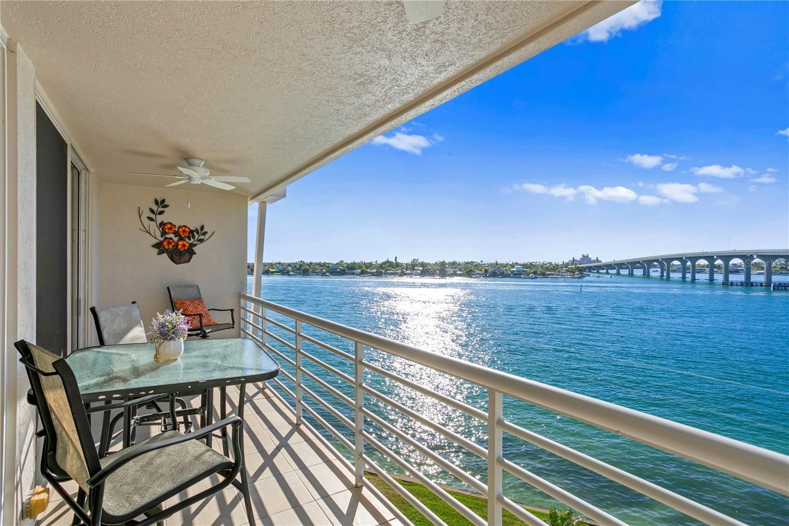 5901 Bahia Del Mar Circle