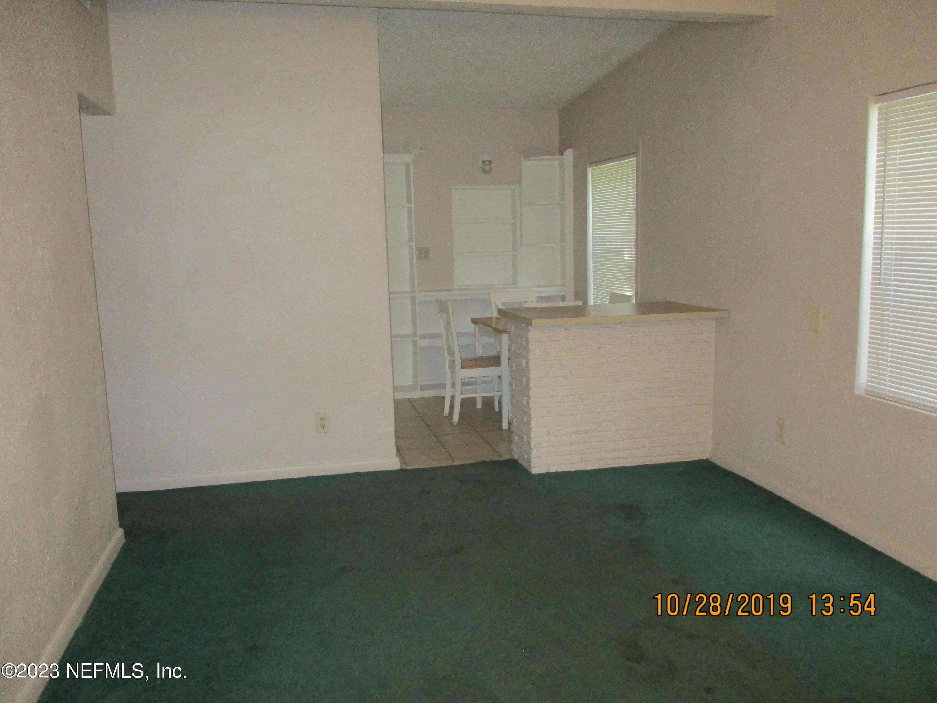 2446 Petunia St
