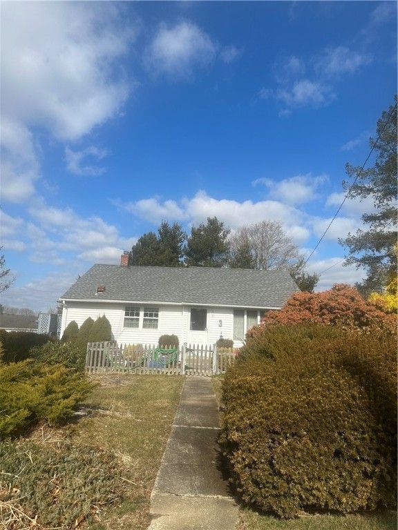 3 Meadow Lark Drive