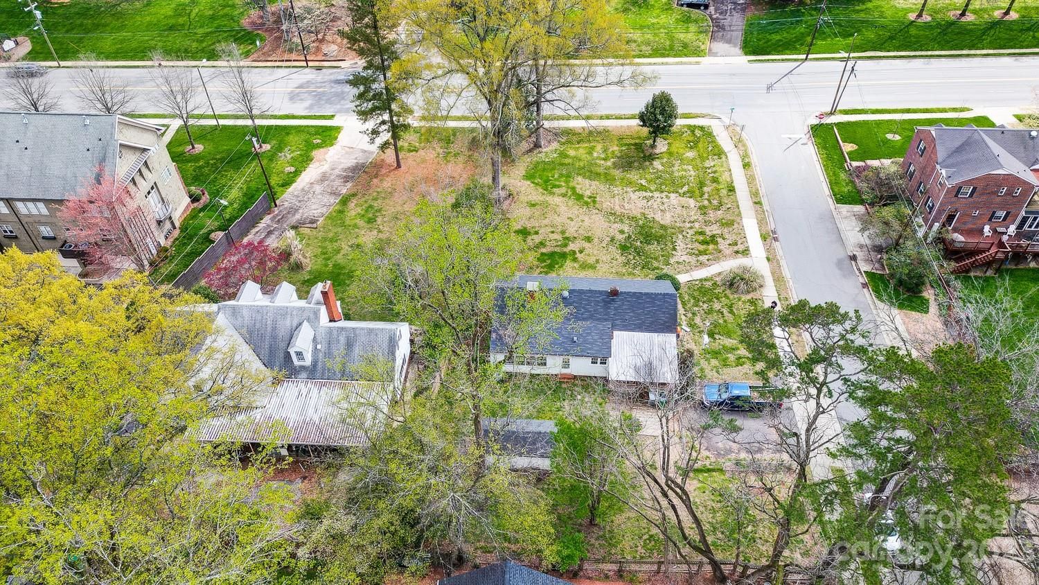 2728 Park Road