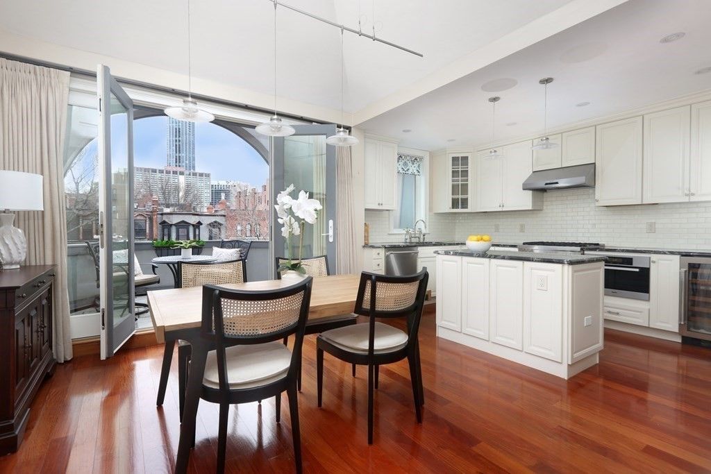 337 Marlborough Street