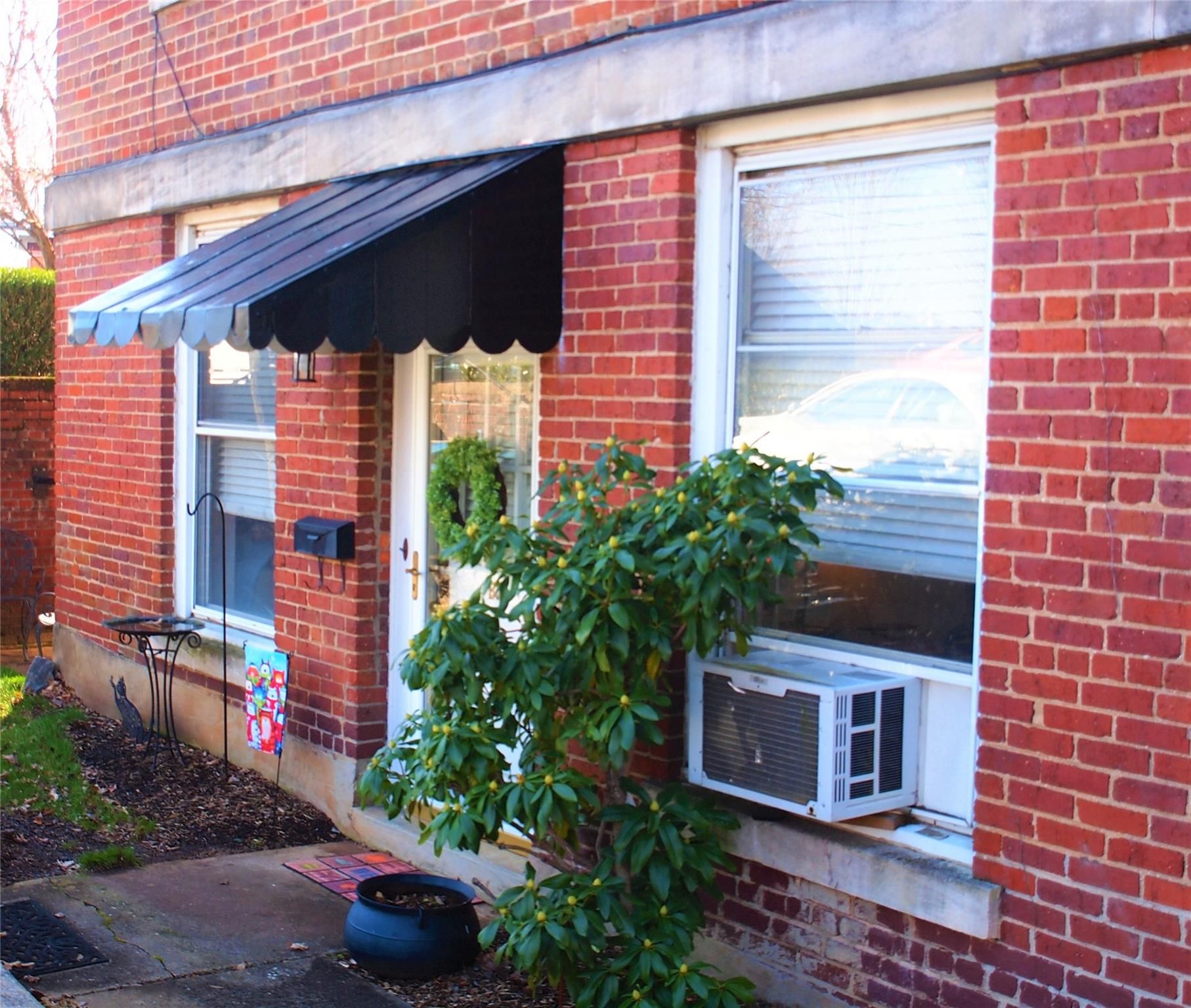 622 Haywood Street